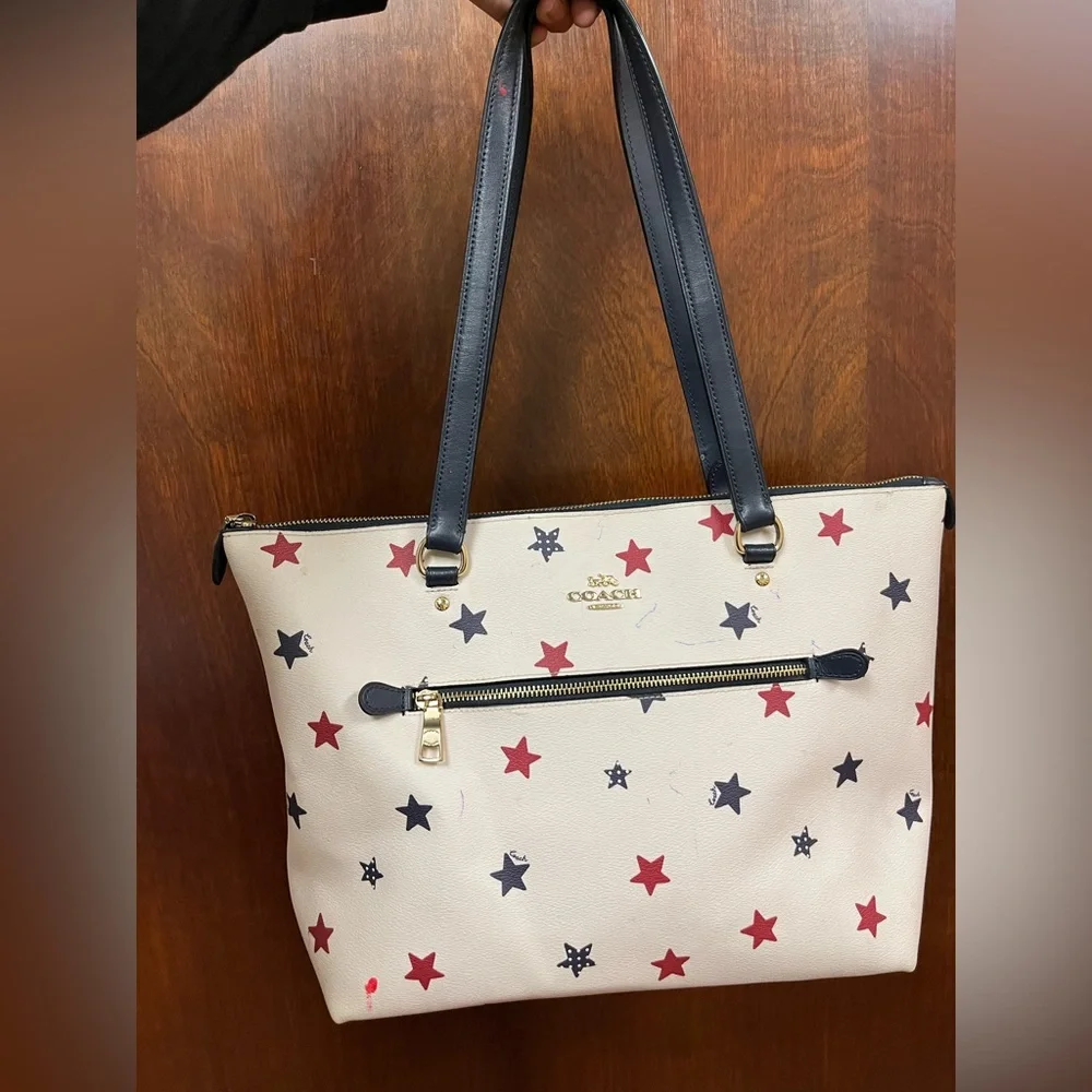 Coach Cream Leather Tote with Red and Navy Star Print - Picture 1 of 11